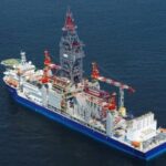 10 Industrys-First-LNG-Fueled-Drillship-Taking-Shape